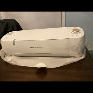 BRAND NEW: Cricut Explore Air 2